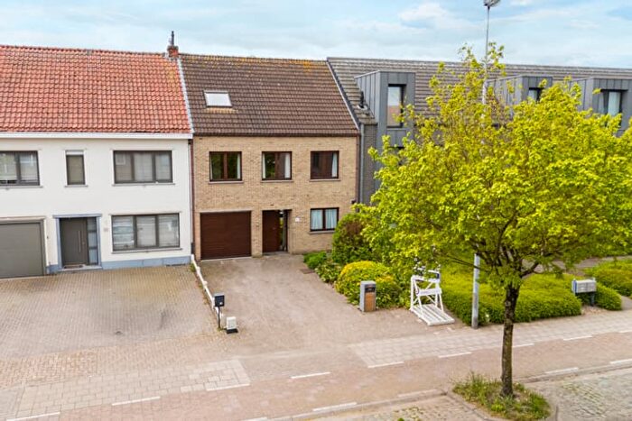 Maison 3 pièces à Steenweg op Mol, OudTurnhout, à vendre