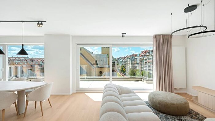 Appartement 3 pièces à Van Bunnenlaan, KnokkeHeist, à vendre