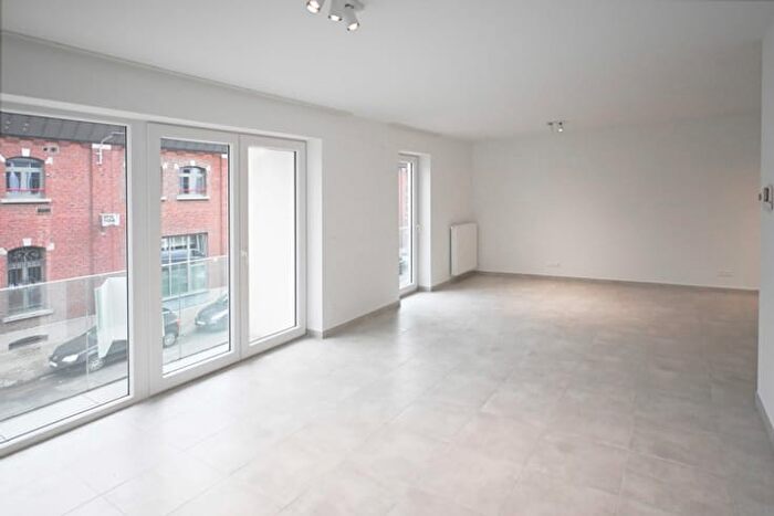 Rue du Premier Lanciers, Namur : Appartement 2 pièces à vendre