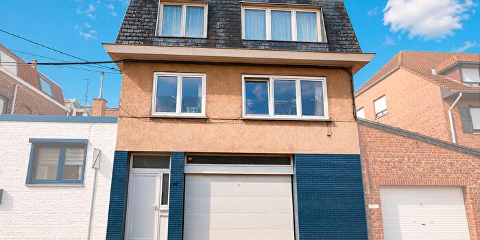 Appartement 4 pièces à vendre à Moeskroen, Henegouwen