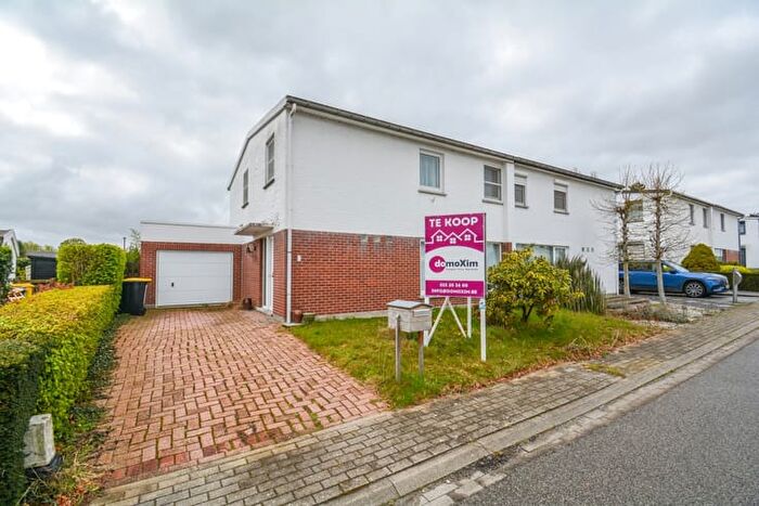 Maison 4 pièces à Vangramberenstraat, ERPSKWERPS, à vendre
