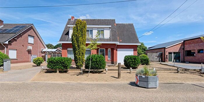 Maison 3 pièces à vendre à Van Craeyenhemstraat, Grobbendonk
