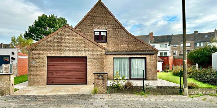 Maison 2 pièces à Scharebrugstraat, Uitkerke, à vendre