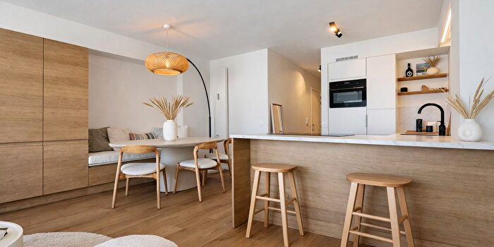 Appartement 2 pièces à Zeedijk, HeistaanZee, à vendre