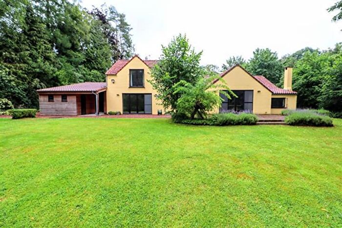 Maison 4 pièces à SintAnnastraat, Overijse, à louer