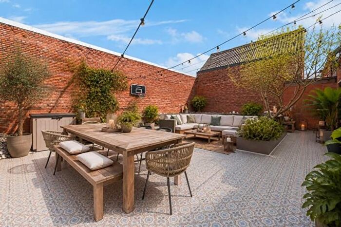 Maison 6 pièces à vendre - Sint Annaplein, Berlare