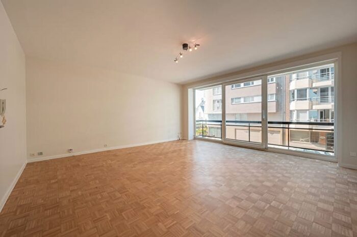 Appartement 8 pièces à Sterrenlaan, KnokkeHeist, à louer