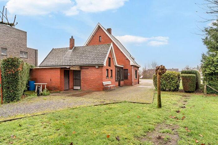 Grote Baan, Helchteren : Maison 10 pièces à vendre