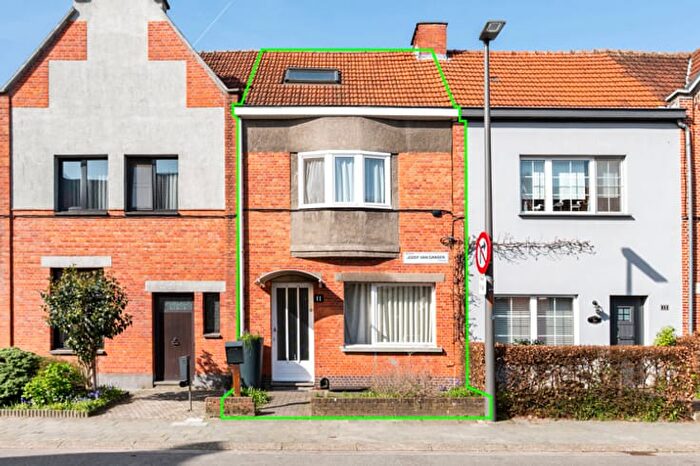 Jozef van Gansenstraat, Merksem : Maison 4 pièces à vendre