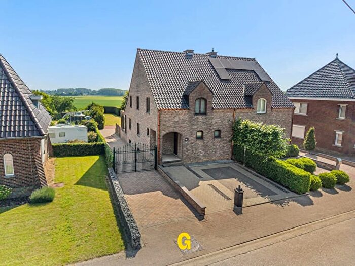 Maison 1 pièce à Romeinsestraat, Bilzen, à vendre