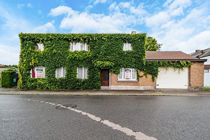 Maison 20 pièces à vendre - Rue du Chênois, Lodelinsart