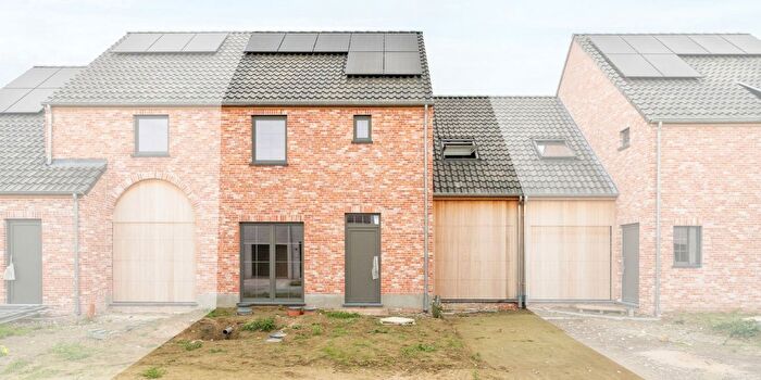 Maison 3 pièces à vendre à Madeliefstraat L, Ruiselede