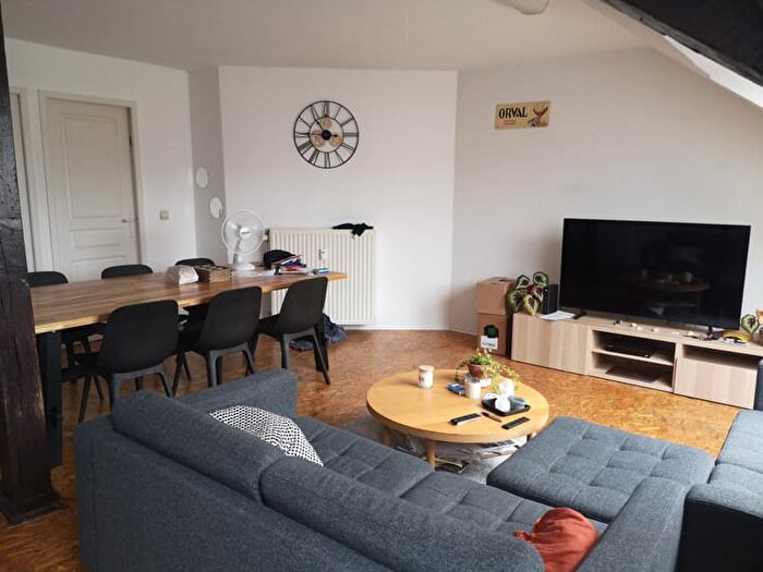 PLACE REINE ASTRID, Florenville - Appartement 4 pièces à louer