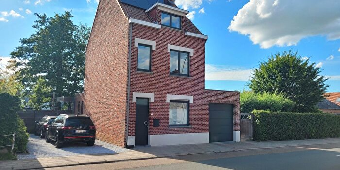 Maison 4 pièces à Pilkemseweg, Ieper, à vendre