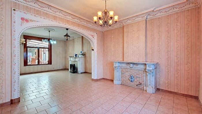 Maison 4 pièces à vendre à Rue de Dour, BOUSSU