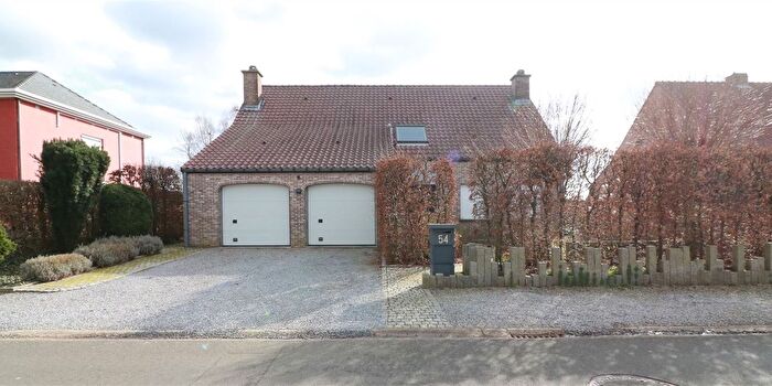 Maison 4 pièces à Pater Daemsstraat, Schaffen, à vendre