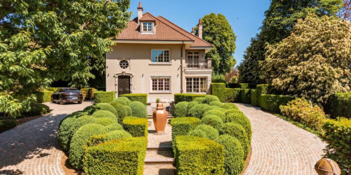 SintGenesiusRode, VlaamsBrabant : Maison 5 pièces à vendre