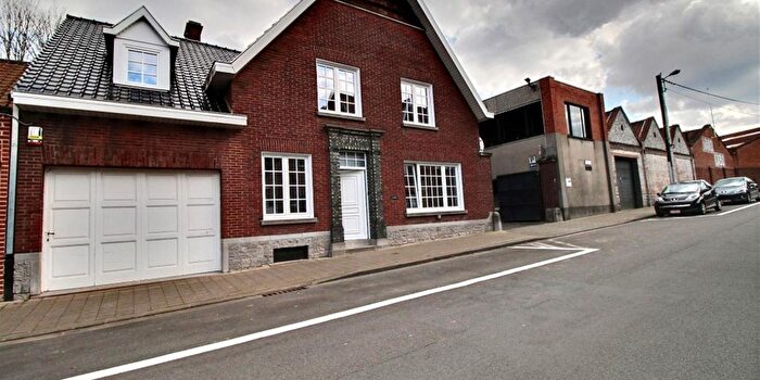 Voetbrugstraat, Moeskroen - Maison 4 pièces à louer