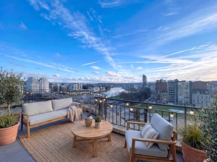Rue Lebeau, Liège : Appartement 4 pièces à louer