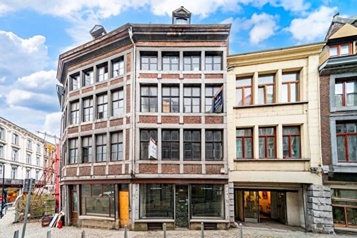 Maison 4 pièces à vendre à Rue du Palais, Liège