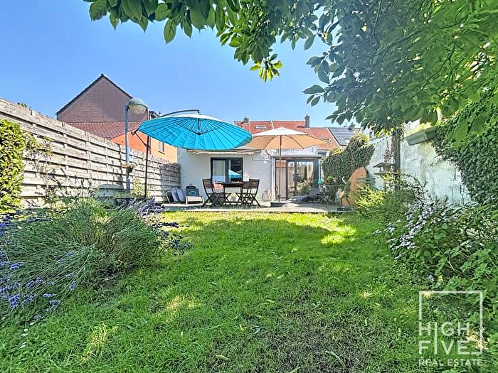 Rue du Tilleul, RhodeSaintGenèse - Maison 4 pièces à vendre