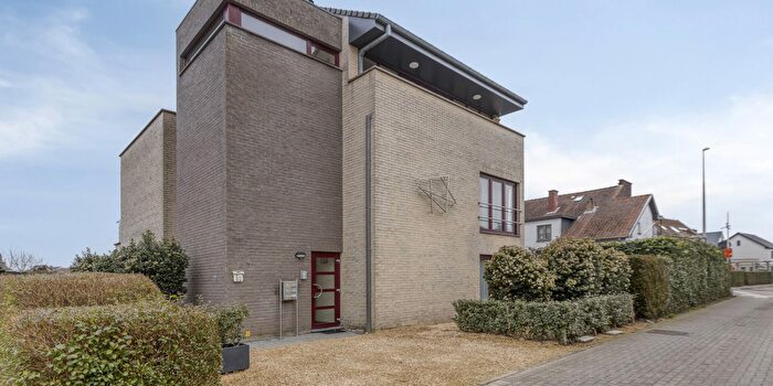 Appartement 6 pièces à vendre - Bloemenstraat, Bree