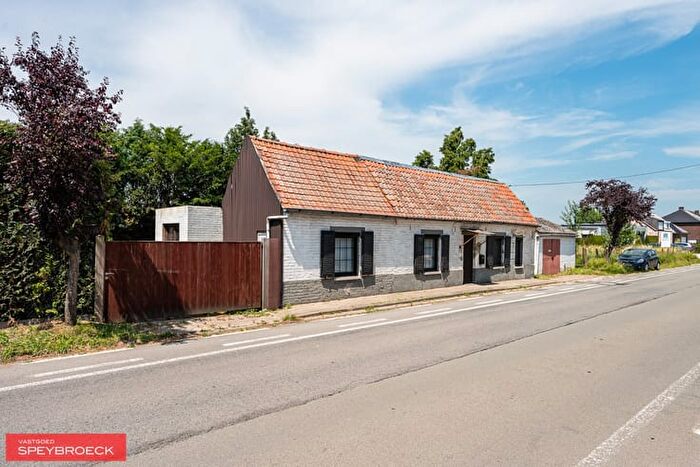 Maison 5 pièces à Oudenaardseheerweg, Nazareth, à vendre