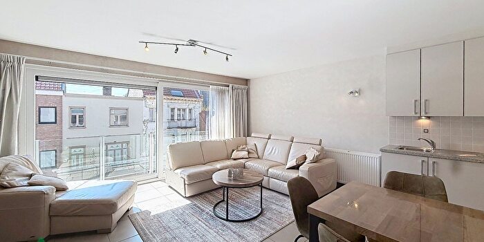 Appartement 2 pièces à Passchijnstraat, Mariakerke, à vendre