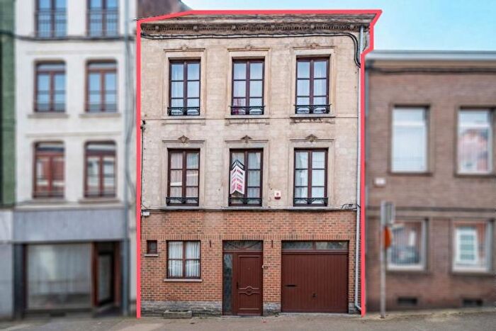Rue Joseph Stranard, Gosselies : Maison 17 pièces à vendre