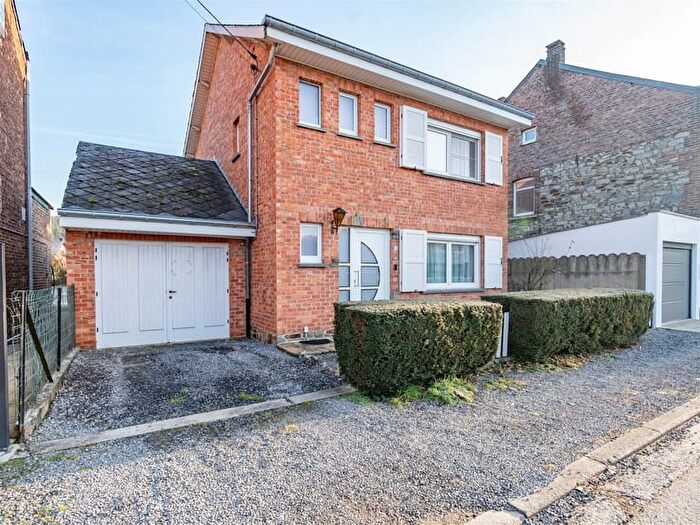 De la Vallée, ROCHEFORT - Maison 2 pièces à vendre