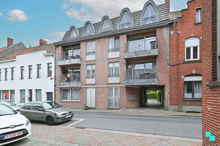 Appartement 10 pièces à vendre à Stationsstraat, Izegem