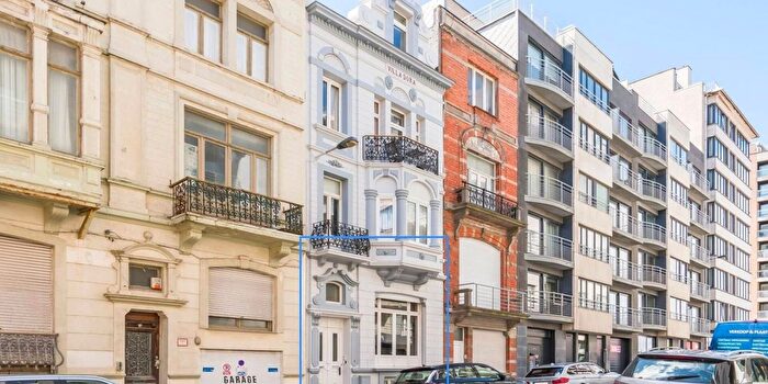Appartement 3 pièces à Boekareststraat, Oostende, à vendre