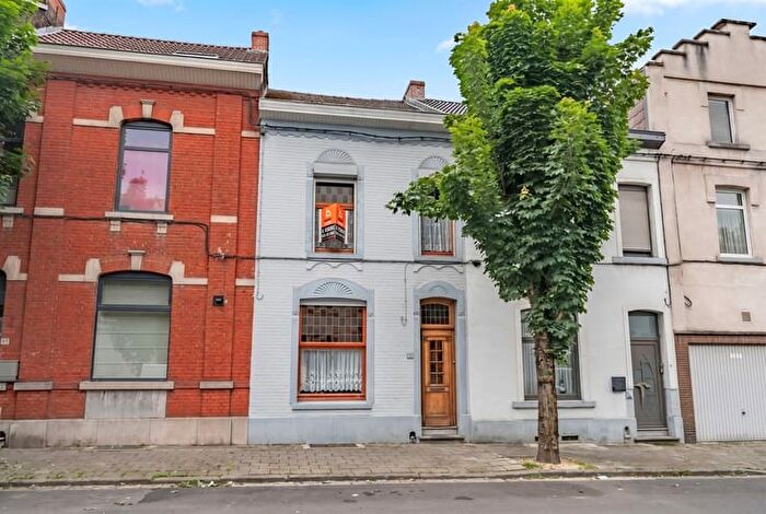 Rue des Forgerons, LA Louvière - Maison 2 pièces à vendre