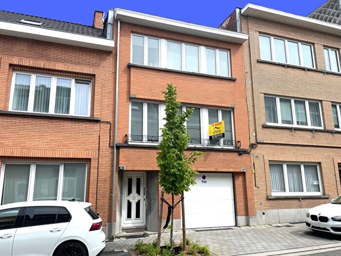 Lakensestraat, StrombeekBever : Maison 14 pièces à vendre
