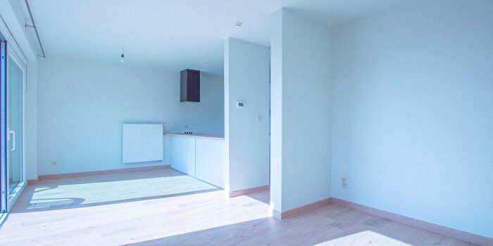 Avenue dAlost, Rochefort - Appartement 2 pièces à vendre