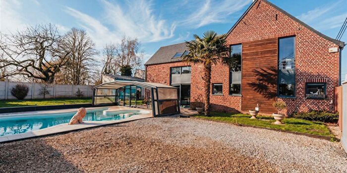 Rue dYpres, Vezon : Maison 4 pièces à vendre