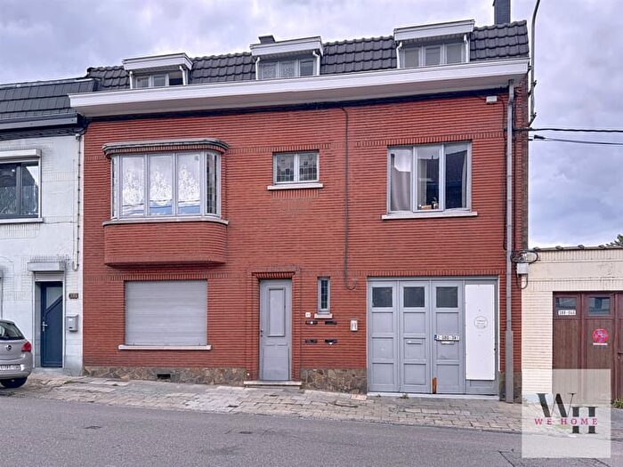 Maison à vendre à Rue des Grogères, MARCINELLE