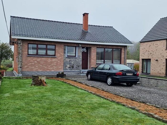 Rue du Tram, VelainesurSambre - Maison 3 pièces à vendre