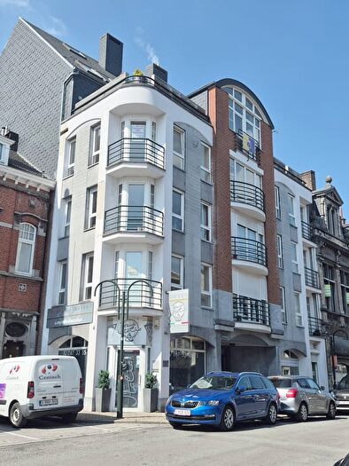 Potiérue, Herve : Appartement 7 pièces à louer