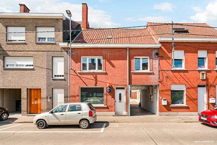 Maison 13 pièces à vendre à Vijfwegenstraat, Roeselare
