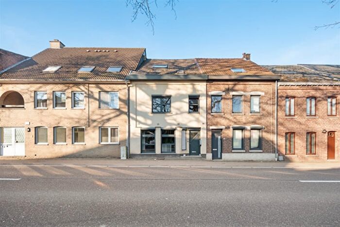 Maison 5 pièces à Steenweg, AS, à vendre