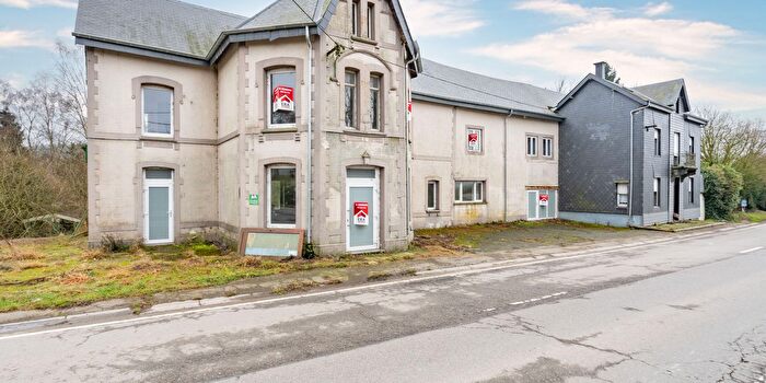 Maison 8 pièces à vendre à Malome, Neufchâteau