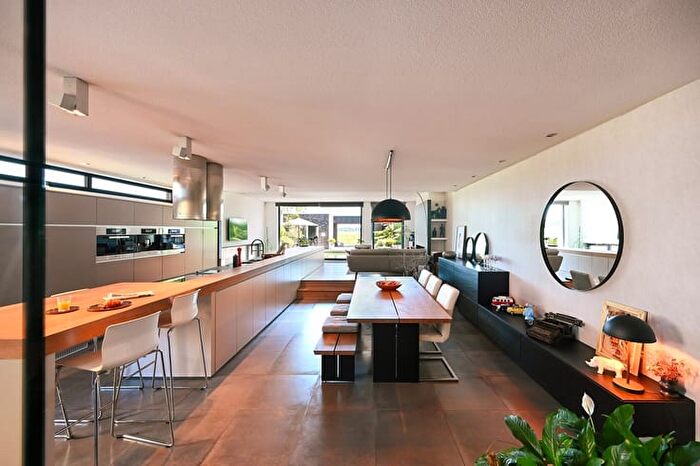 Maison 3 pièces à vendre à Hoge Weg, HOEVENEN
