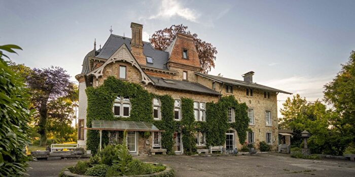 Maison 8 pièces à Hochstraße, Eupen, à vendre