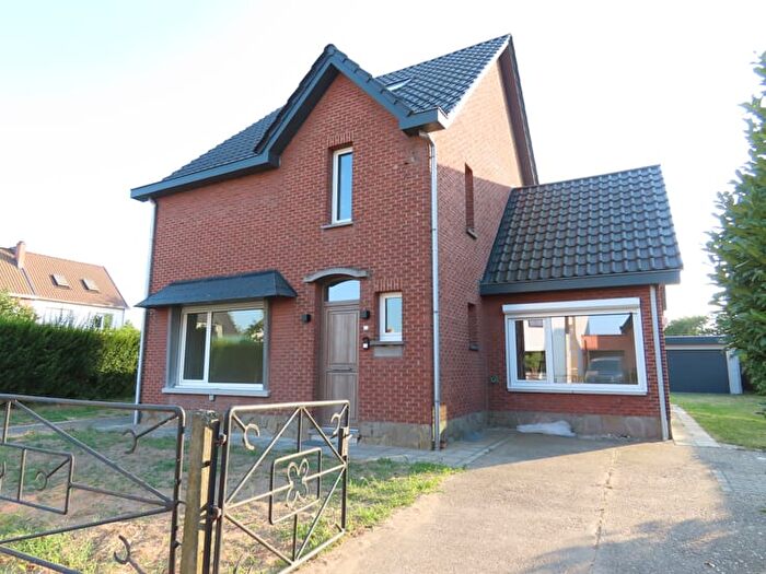 Rode Kruisstraat, Bornem : Maison 3 pièces à louer