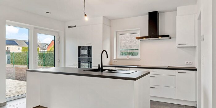 Maison 5 pièces à Zavelvennestraat A, Hasselt, à vendre