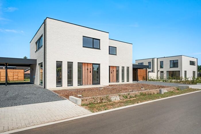 Maison 4 pièces à vendre à Mortelstraat, Laakdal