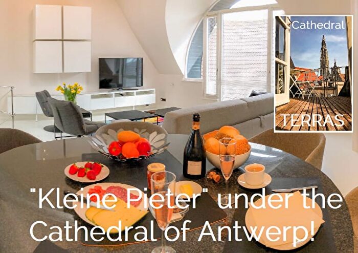 Appartement 2 pièces à Kleine Pieter Potstraat, Antwerpen, à louer