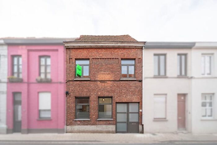 Maison 3 pièces à louer à Langemarkstraat, Roeselare