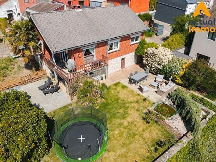 rue escarpée, La Louvière - Maison 2 pièces à vendre